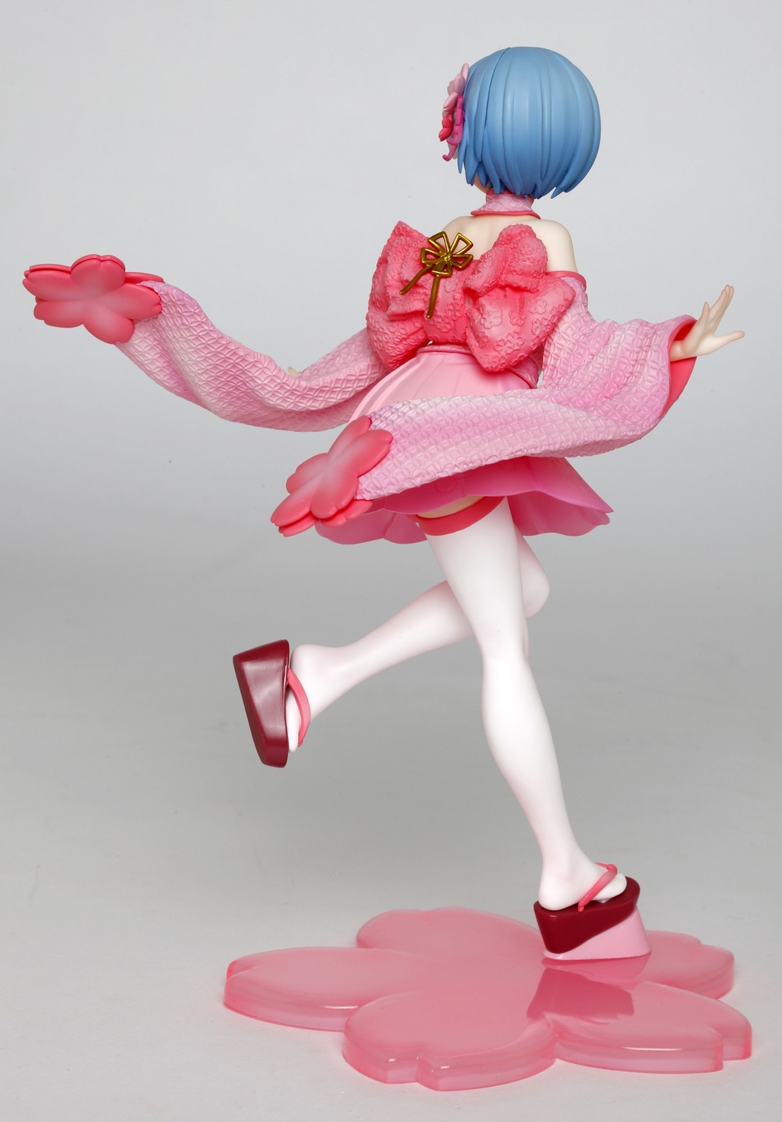 re zero rem sakura figure