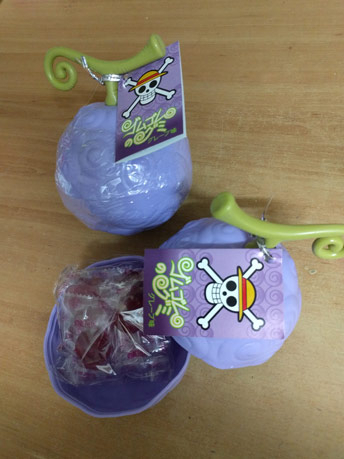 One Piece Devil Fruit Luffy Gum Gum Fruit Candy Container With Candies Jump Shop Exclusive Bandai - roblox gum gum fruit
