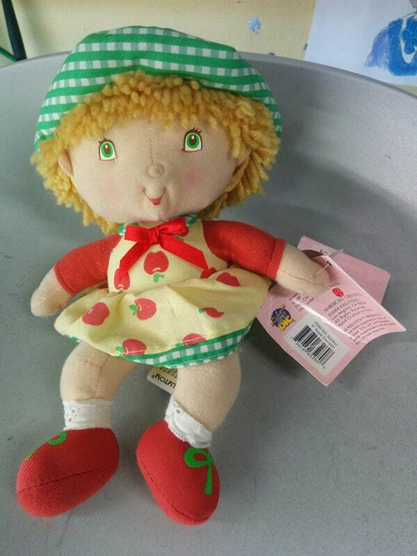 Strawberry Shortcake Soft Toy Apple Dumplin Kellytoy - cute paris girl with brown hair roblox