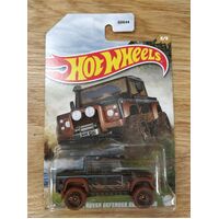 Hot Wheels - 2015 Land Rover Defender Double Car - 1/64 (mud runners) 5/5