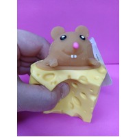 Cheesy Squeeze - Pop Up Mouse - Brown