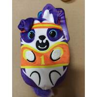 Dogs Verses Squirls - Layla