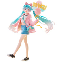 FuRyu Muchute Figure - Hatsune Miku Theme Park Date Ver.
