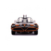 Hollywood Rides - Classic 1966 TV Series - Batmobile & Batman - 1:32 Scale Die-Cast Metal Vehicle
