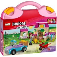 Lego - Friends Juniors - Mia's Farm Suitcase - 10746