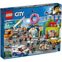 LEGO CITY Donut shop opening 60233