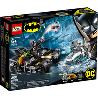 LEGO DC Super Heroes Mr. Freeze™ Batcycle™ Battle 76118